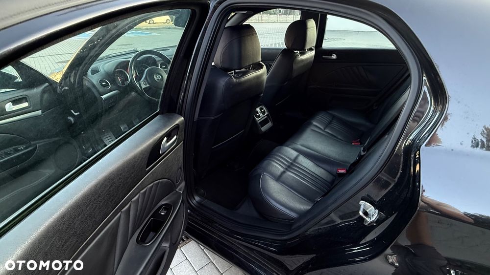 Alfa Romeo 159 2.4JTDM ti - 18