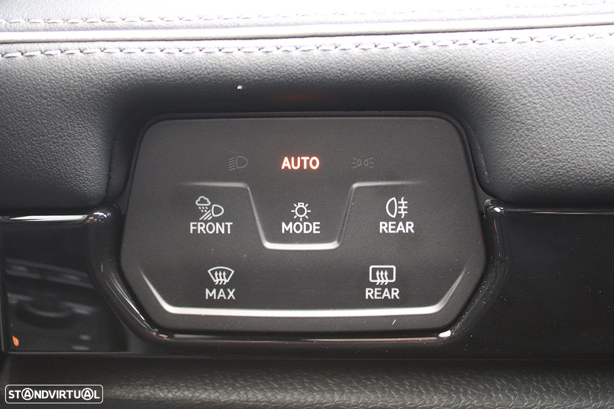 VW ID.7 Tourer 77 kWh Pro Urban - 13