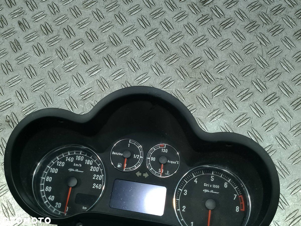 LICZNIK ALFA ROMEO 147 156071215 1.6 16V - 1