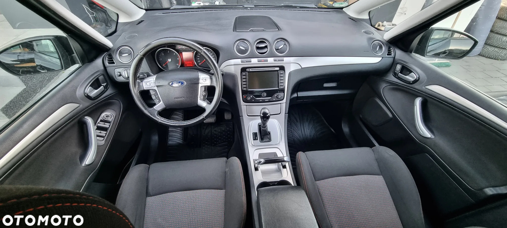 Ford S-Max 2.0 TDCi DPF Trend - 27