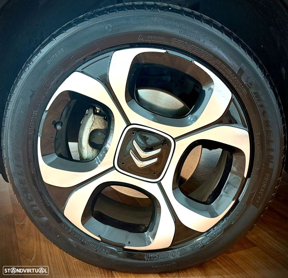 Citroën C3 Aircross 1.2 PureTech Shine EAT6 - 6