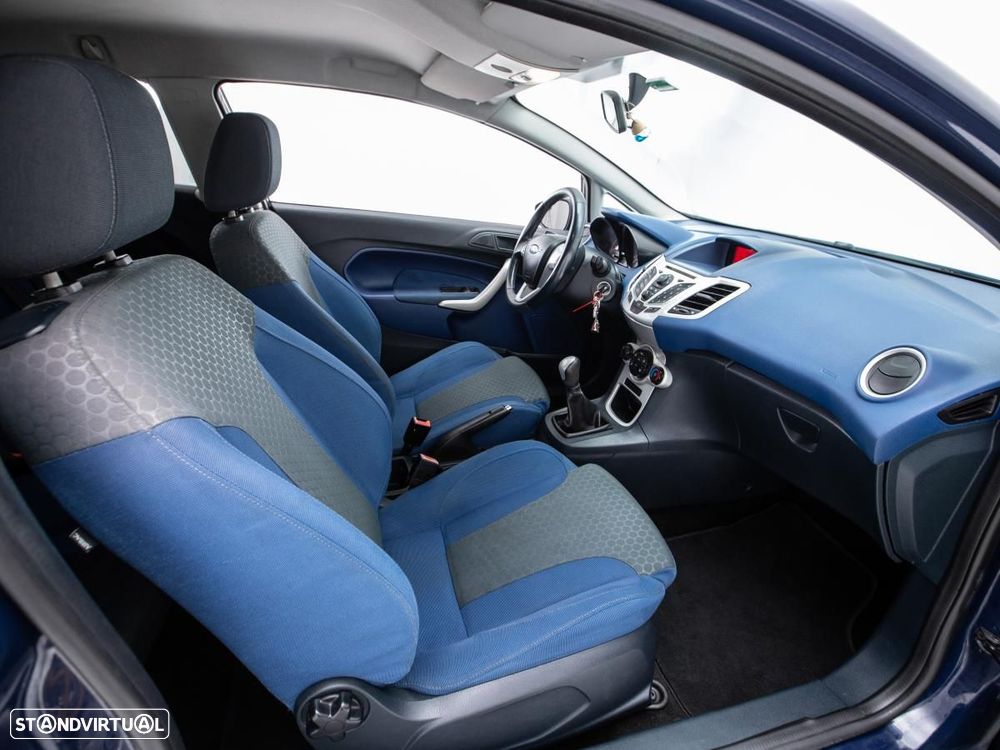 Ford Fiesta - 9