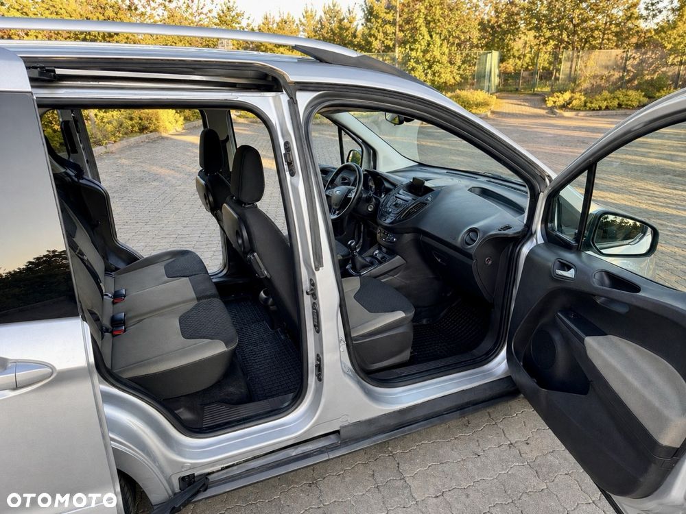 Ford Tourneo Courier - 5