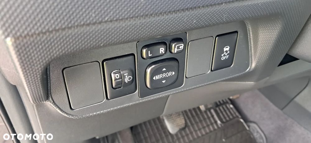 Toyota Auris 1.6 Comfort - 26