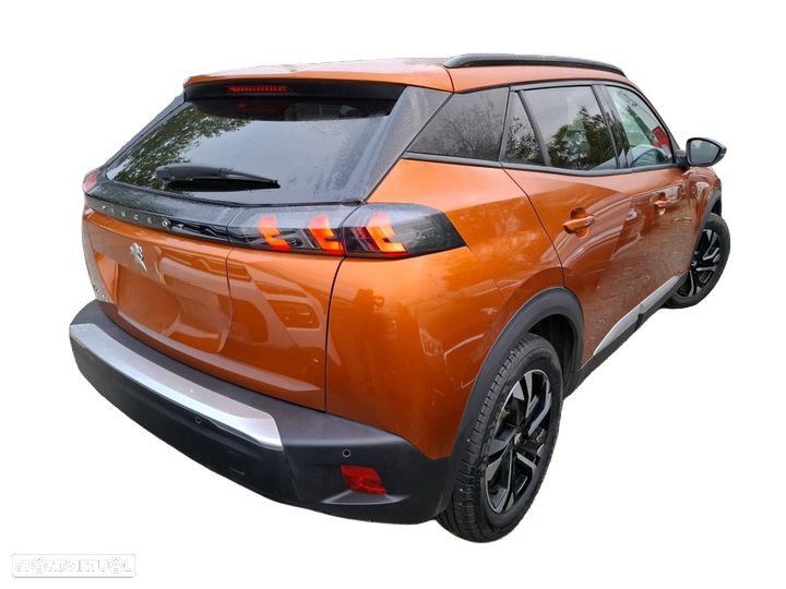 Peugeot e-2008 50 kWh Allure - 2