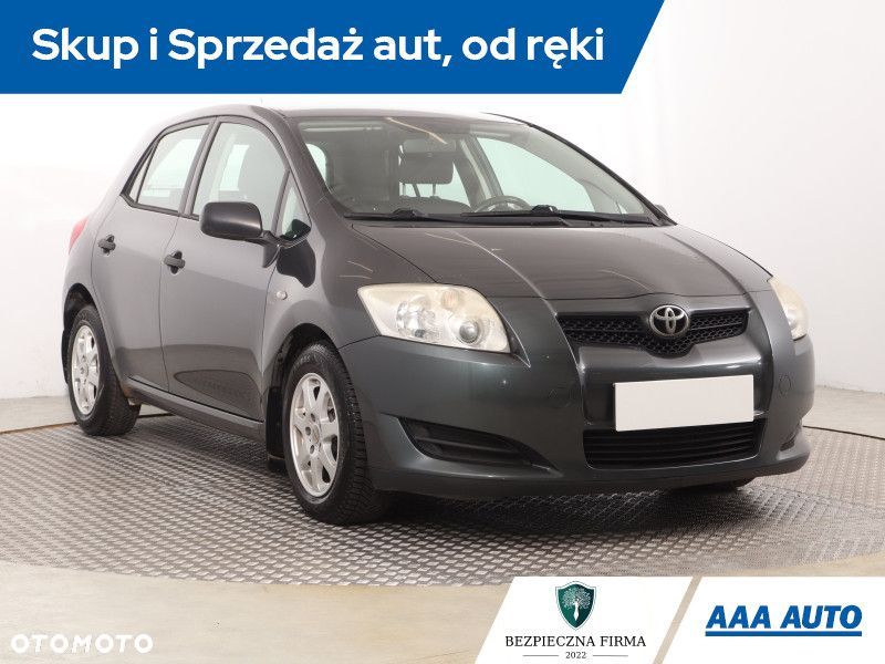 Toyota Auris - 3
