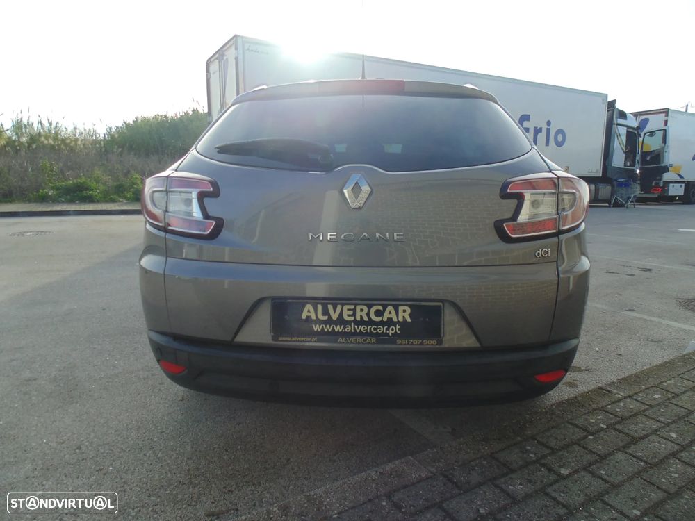 Renault Mégane Sport Tourer 1.5 dCi Limited SS - 12