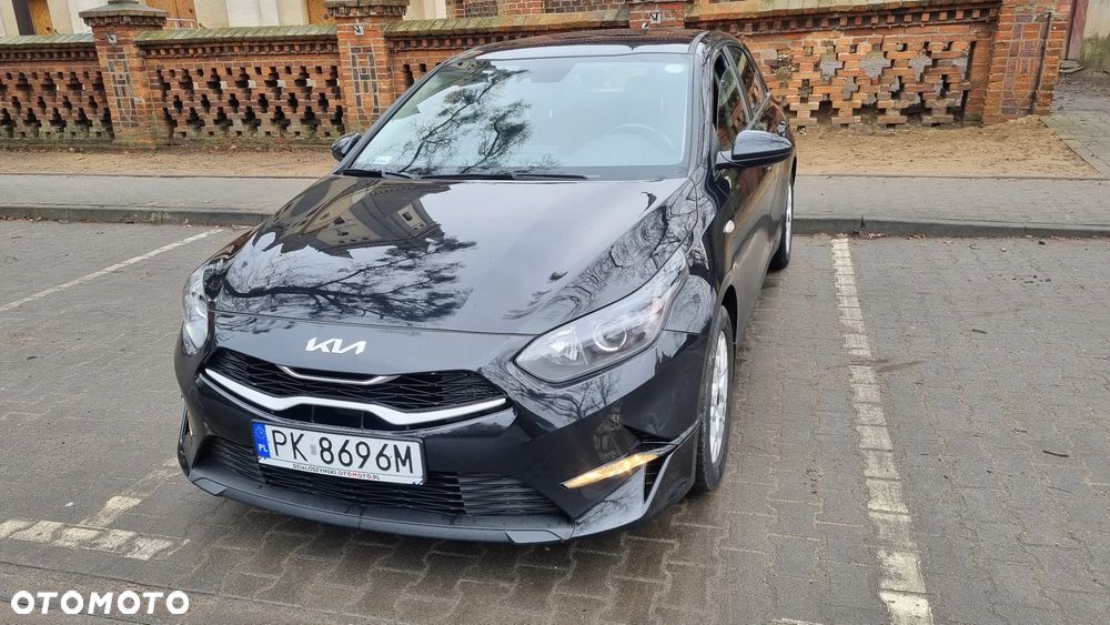 Kia Ceed - 9