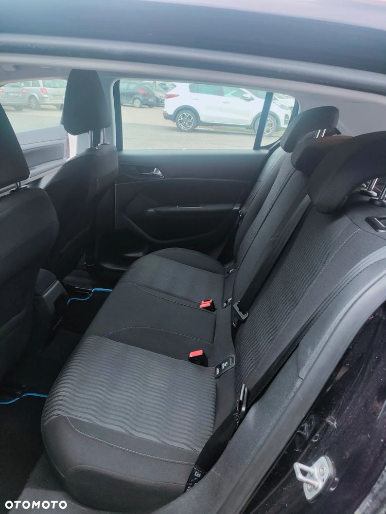 Peugeot 308 125 THP Active - 15