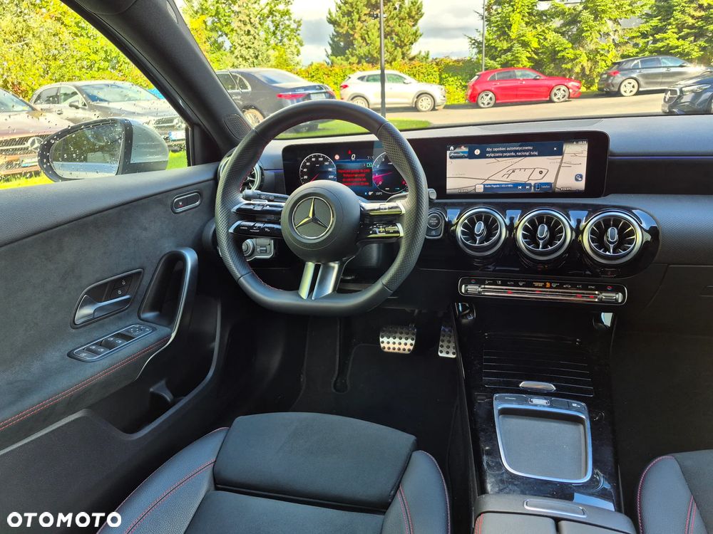 Mercedes-Benz Klasa A 200 AMG Line 7G-DCT - 23