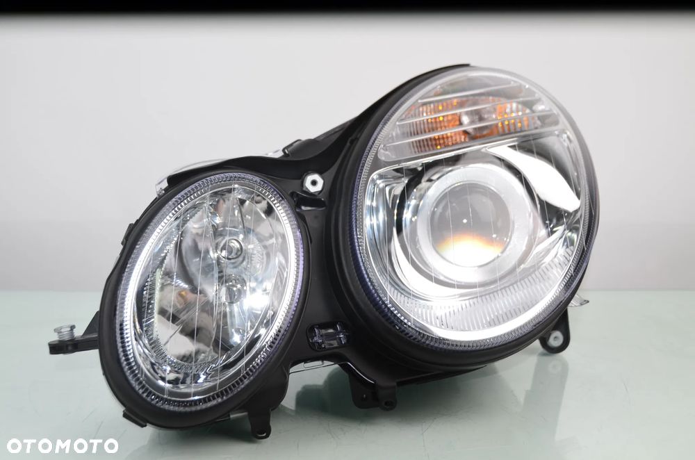 MERCEDES E-KLASSE W211 LIFT XENON SKRĘTNY A2118205161 Lewy Przedni Oryginał - 2