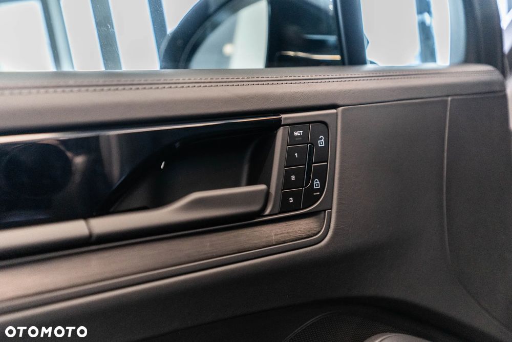 Porsche Cayenne E-Hybrid PHEV - 20