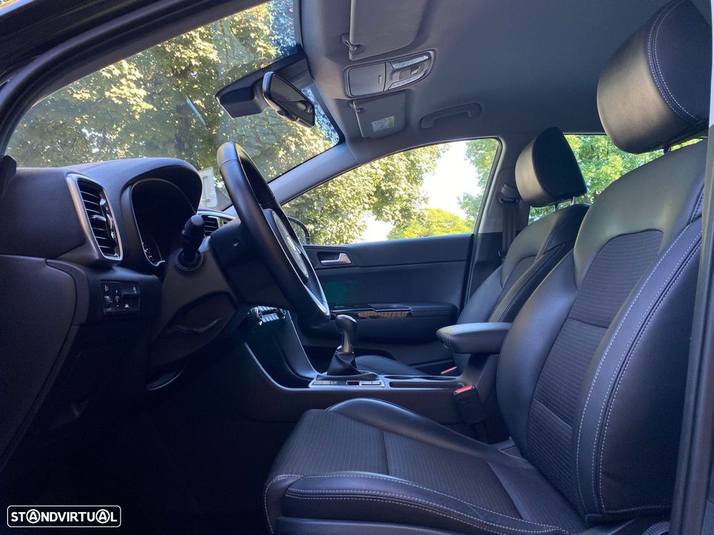 Kia Sportage 1.6 CRDI ISG MHEV Tech - 13