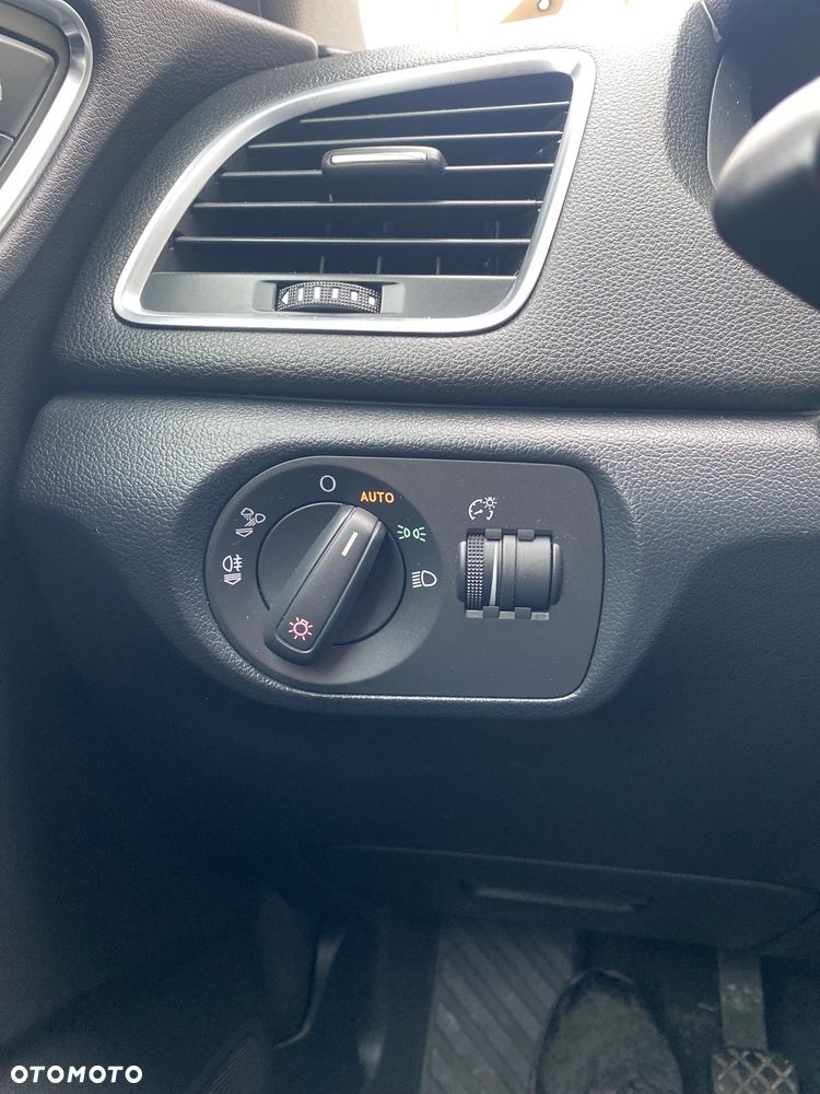 Audi Q3 1.4 TFSI CoD ultra - 25