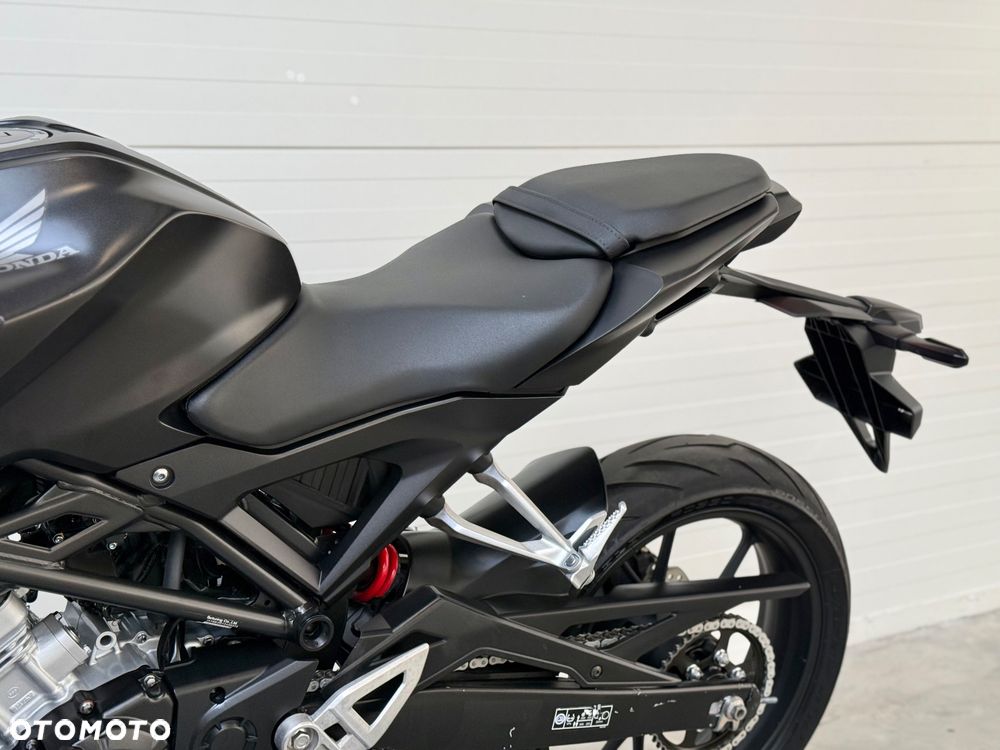 Honda CB - 35