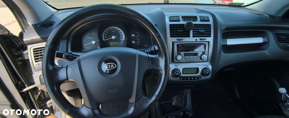 Kia Sportage 2.0 Expedition - 8
