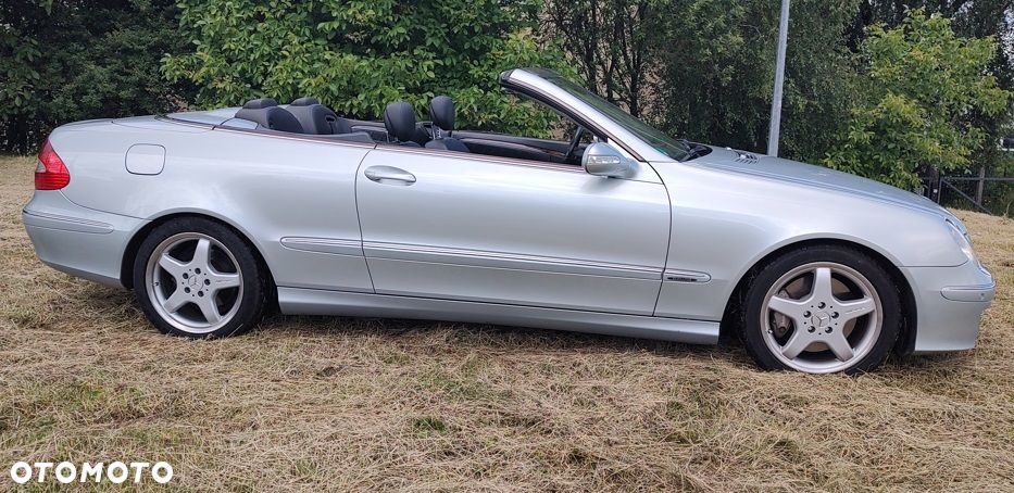 Mercedes-Benz CLK - 11