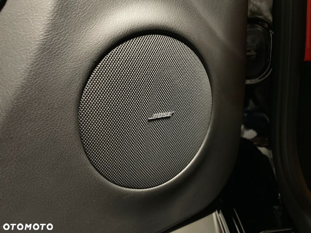 Maserati GranTurismo S Automat - 32