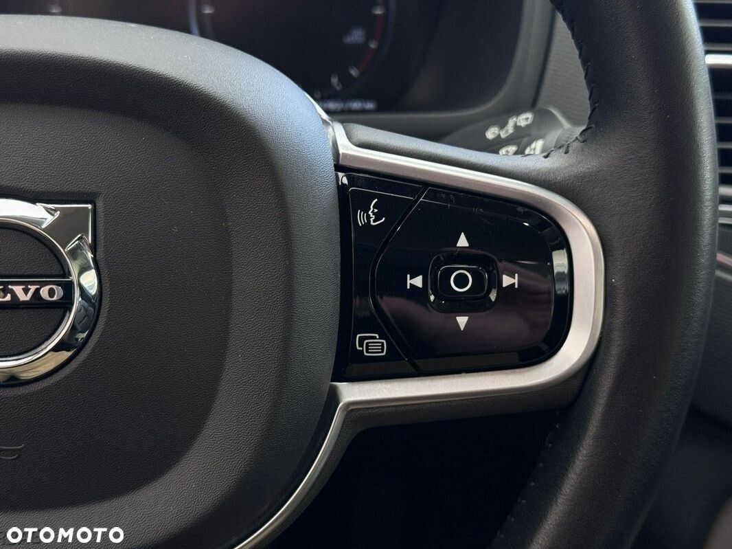 Volvo XC 90 - 27