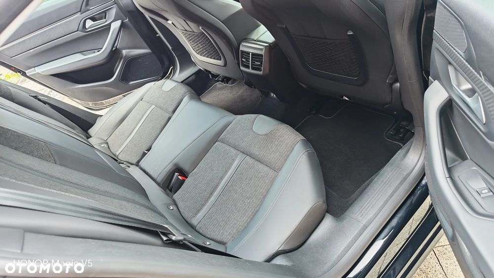 Peugeot 508 BlueHDi 130 EAT8 Allure Pack - 31