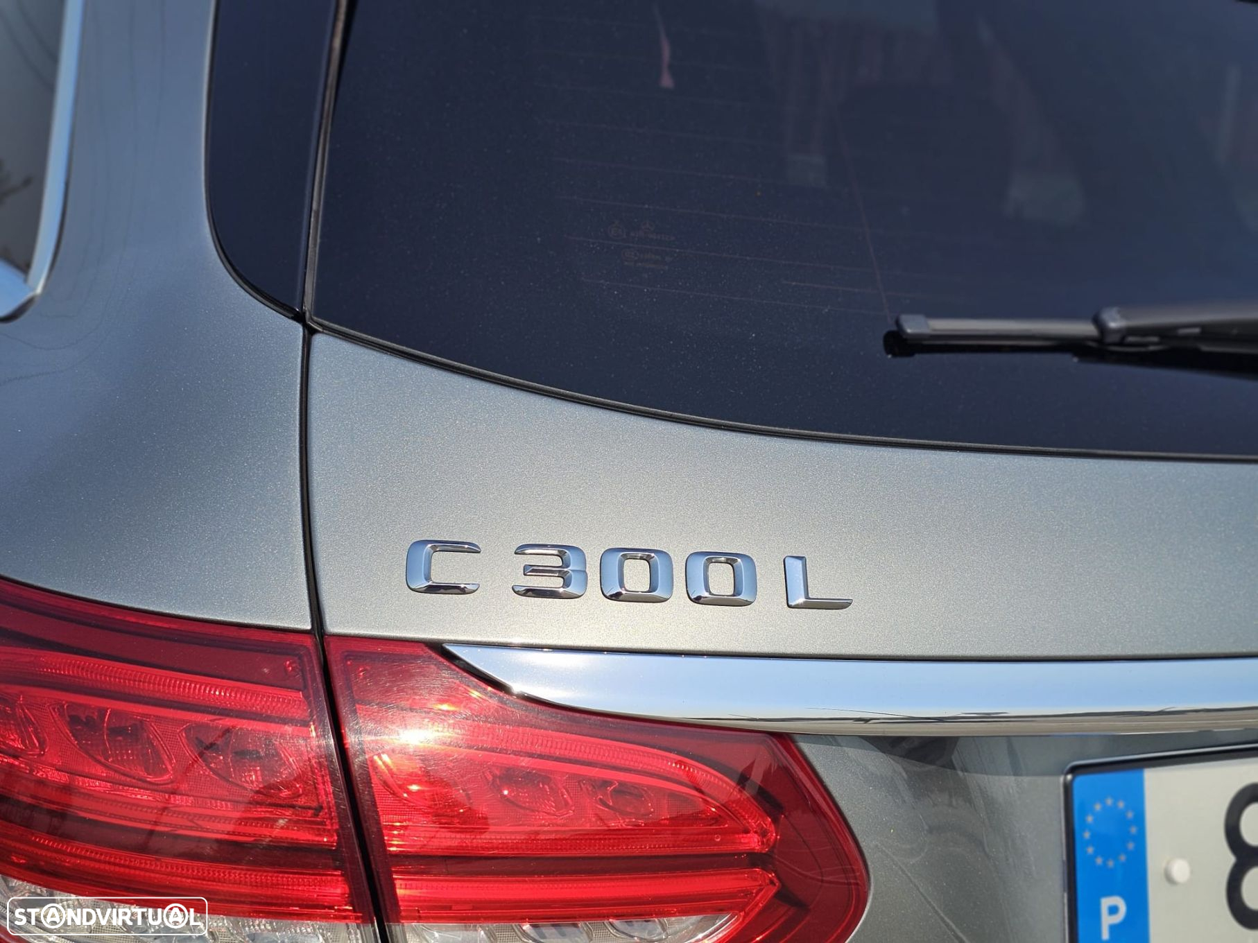 Mercedes-Benz C 300 BlueTEC Hybrid AMG Line - 9