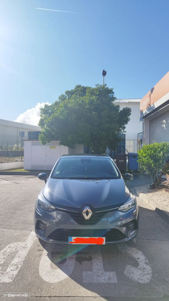 Renault Clio - 10