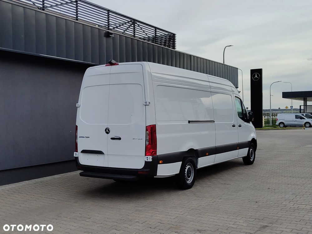 Mercedes-Benz Sprinter 317 CDI Furgon PRO długi 4325 mm L3H2 - 8