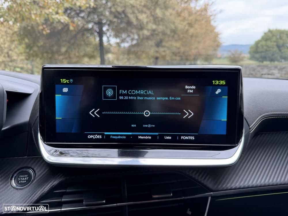 Peugeot e-2008 50 kWh GT - 30