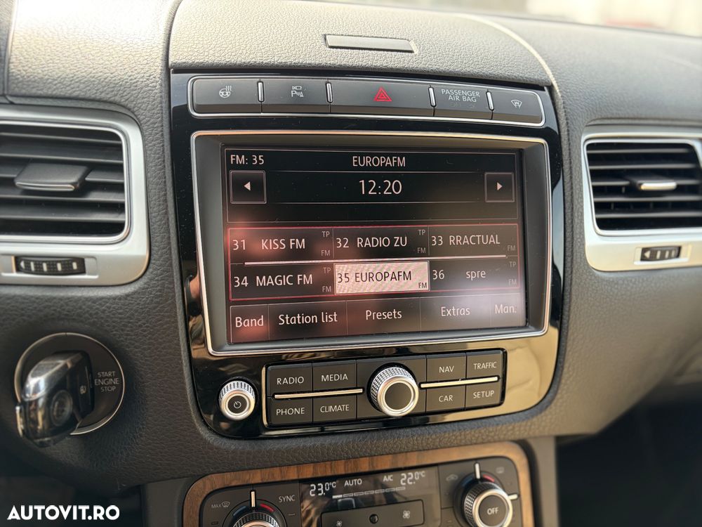 Volkswagen Touareg 3.0 V6 TDI SCR Blue Motion DPF Automatik Executive Edition - 24