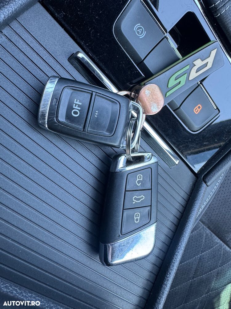 Skoda Superb 2.0 TDI DSG Premium Edition - 40