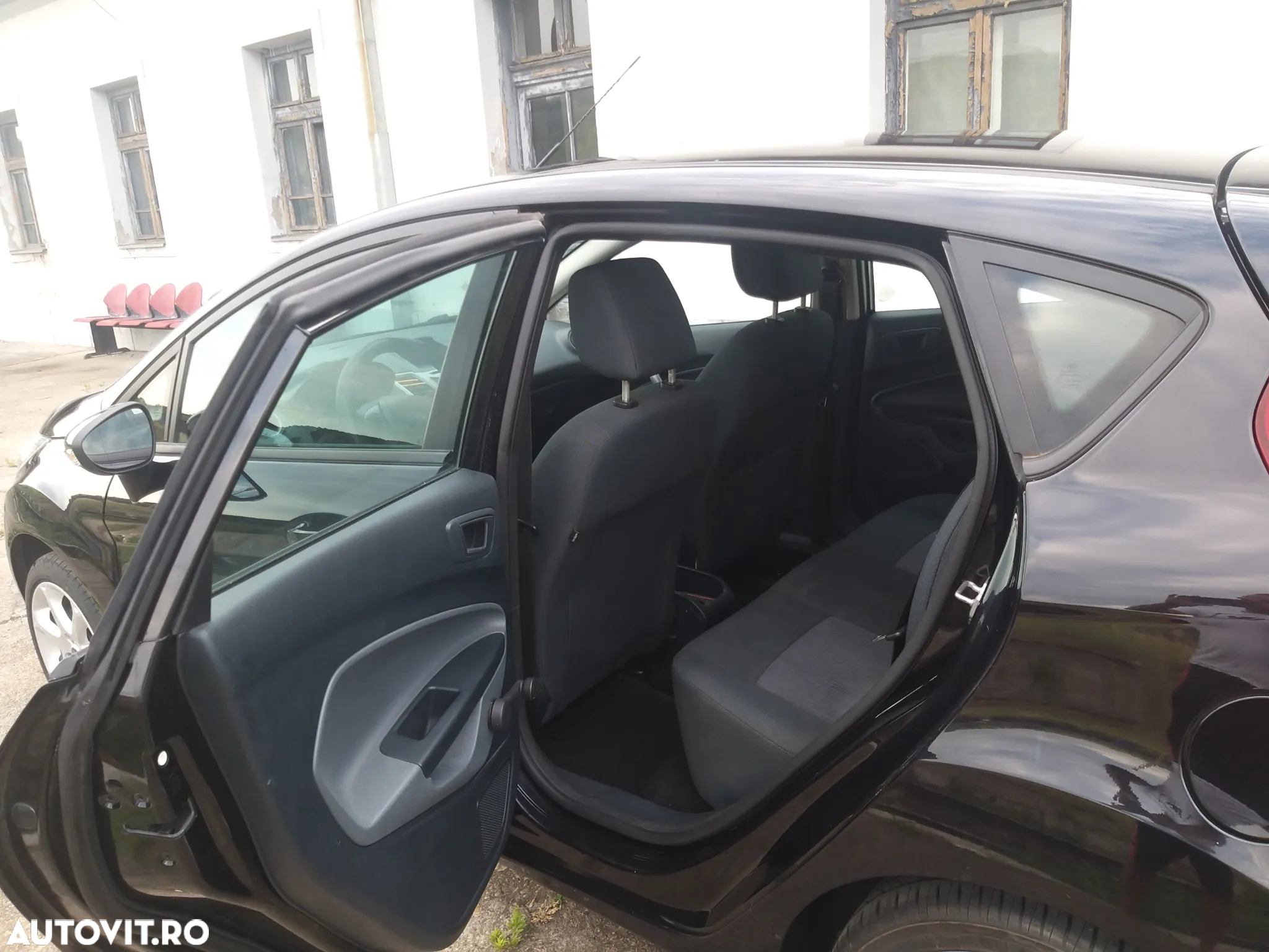 Ford Fiesta - 8