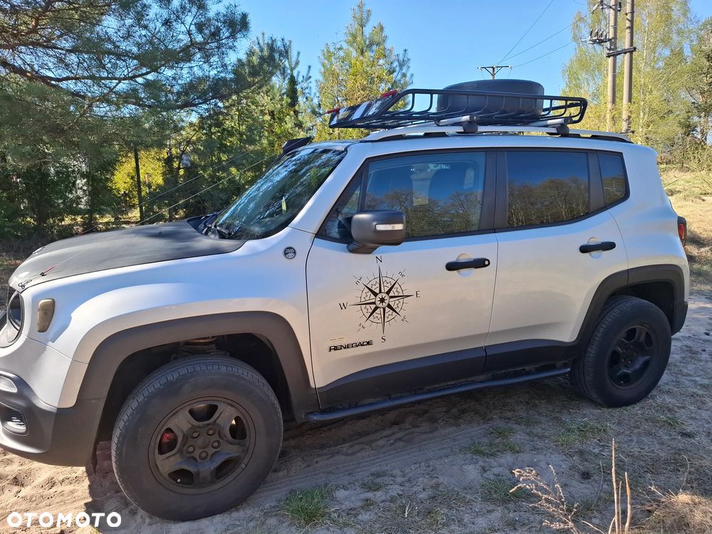 Jeep Renegade 1.6 E-TorQ Longitude FWD - 8