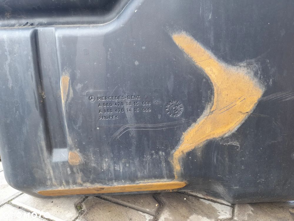 Zbiornik AdBlue Mercedes Actros MP4 9604700815 - 3