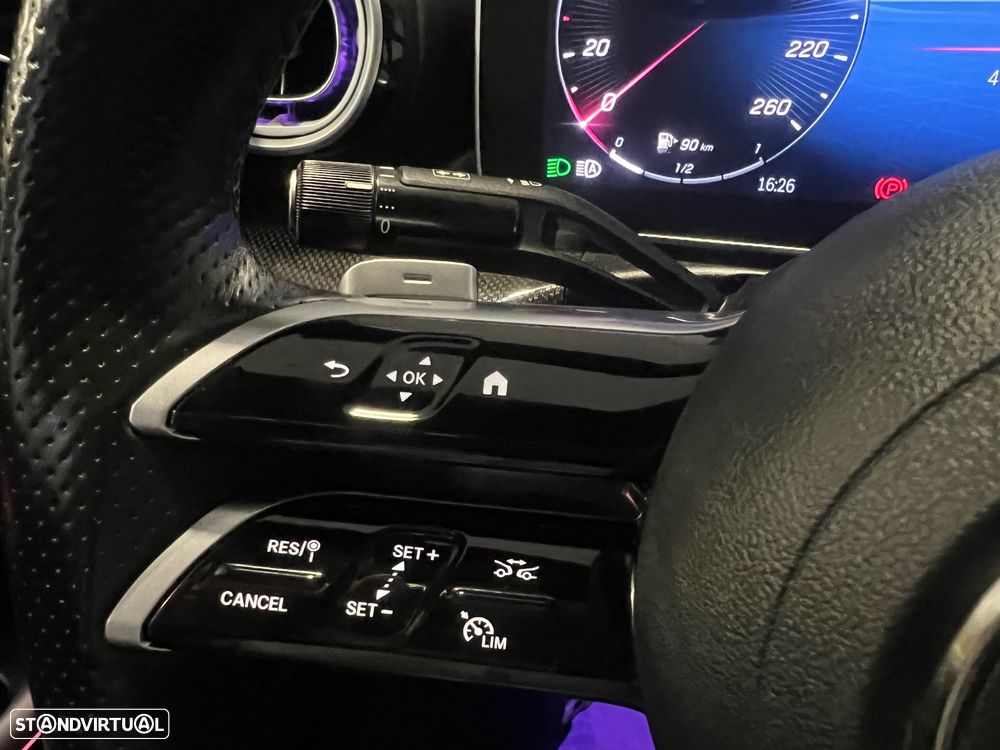 Mercedes-Benz C 300 e T 9G-TRONIC AMG Line - 11