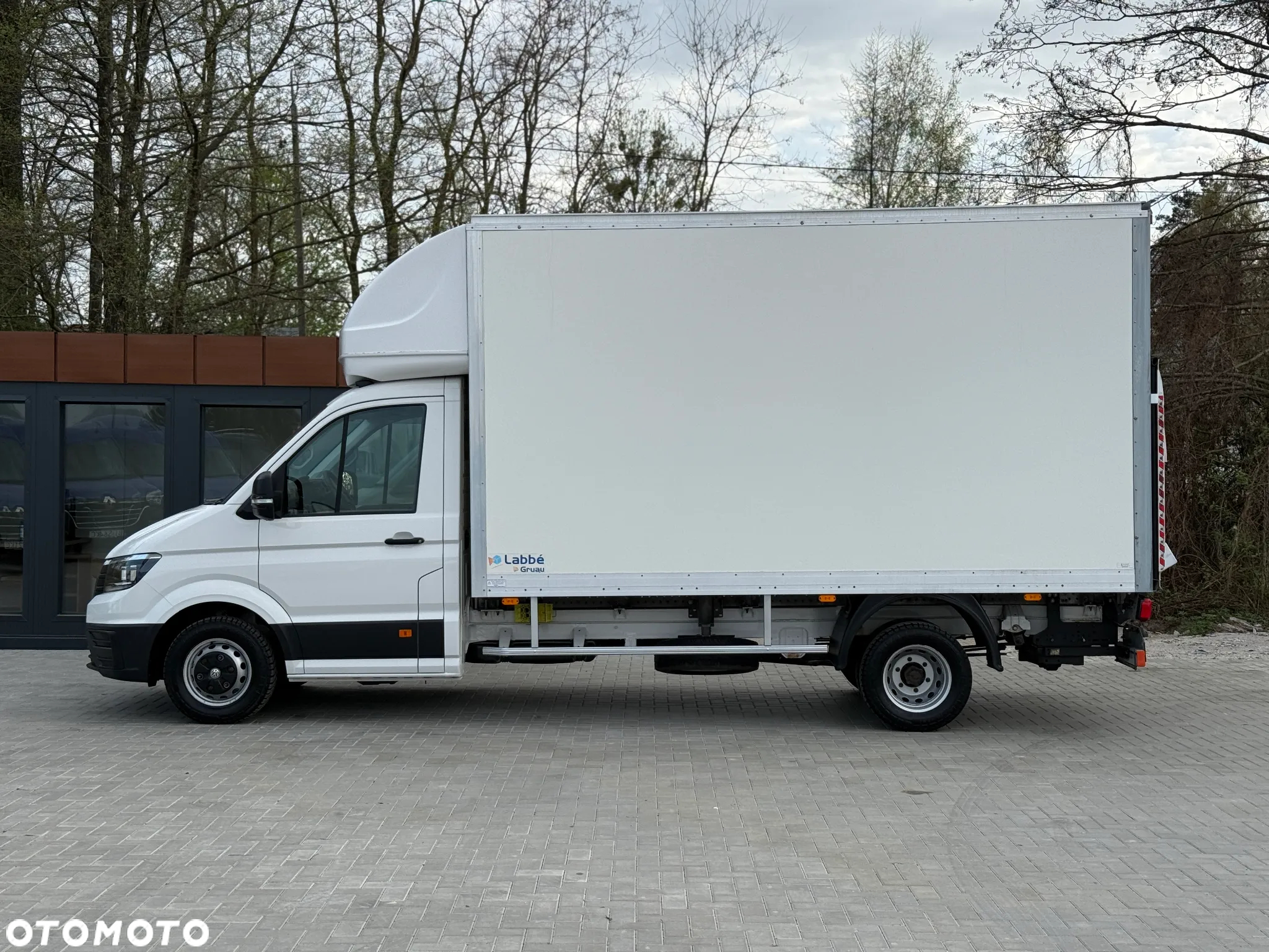 Volkswagen Crafter 2.0 177KM / 12.2021 / 99.200KM /  Kontener 8EP + Drzwi Boczne / Winda 750KG / ZAREJESTROWANY - 13
