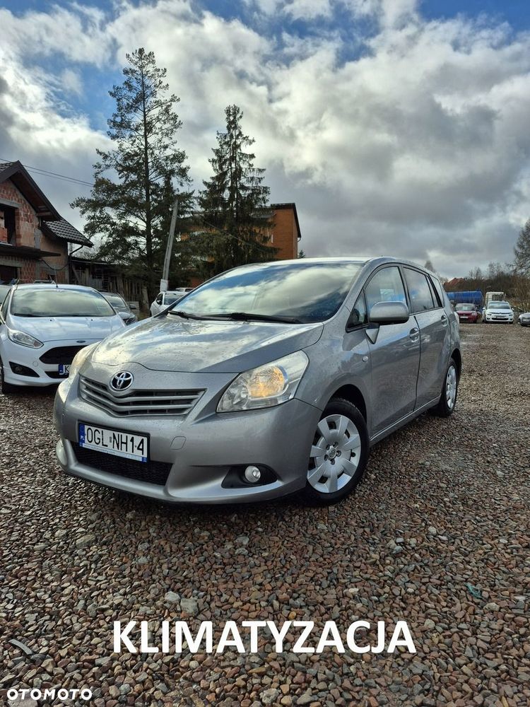 Toyota Verso - 1