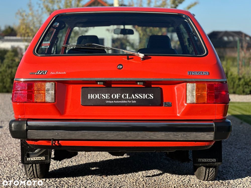 Mazda 323 - 2