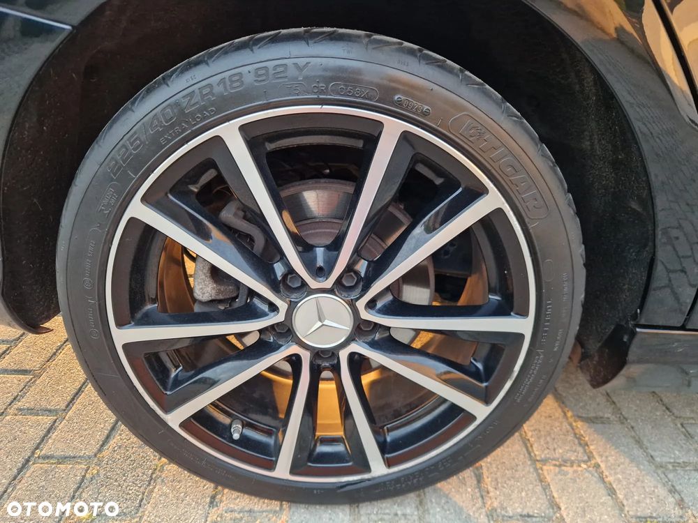 Mercedes-Benz CLA 200 CDI 7G-DCT Urban - 16