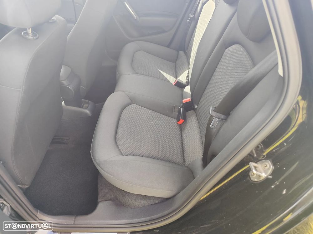 Audi A1 Sportback 1.6 TDI S-line - 18
