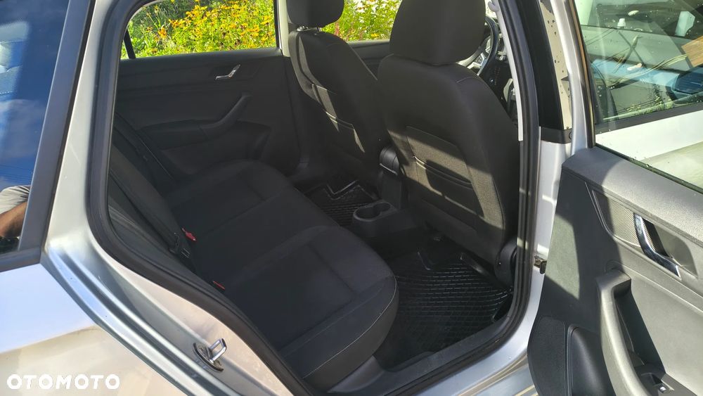 Skoda RAPID 1.4 TDI DPF Drive DSG - 2