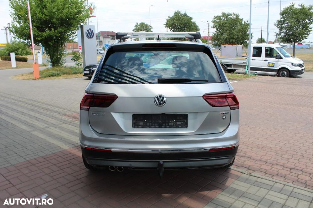 Volkswagen Tiguan 2.0 TDI 4Mot DSG Comfortline - 4