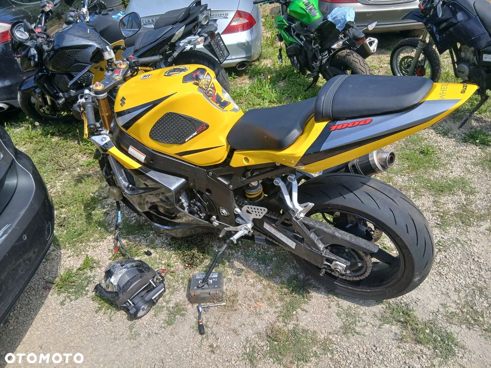 Suzuki GSX-R - 2