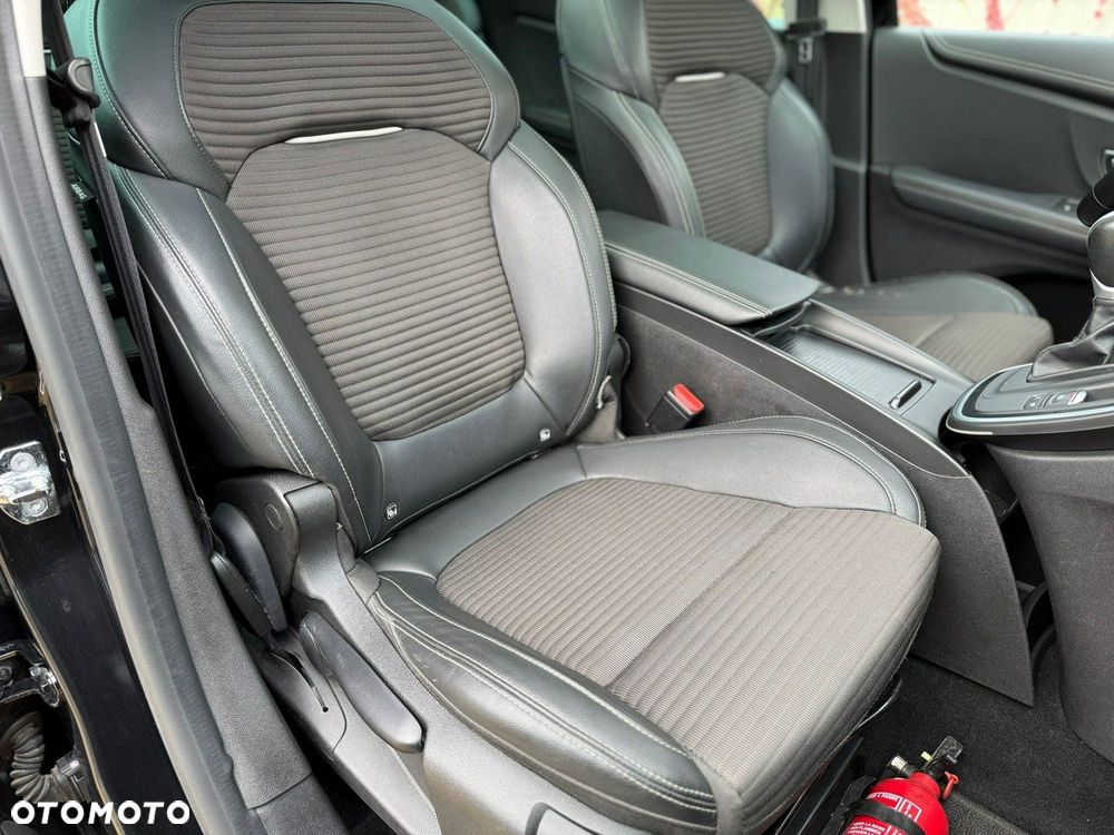 Renault Grand Scenic Gr 1.3 TCe FAP Intens EDC EU6d - 11