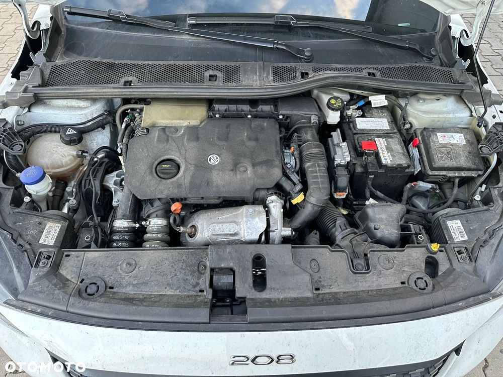 Peugeot 208 - 7