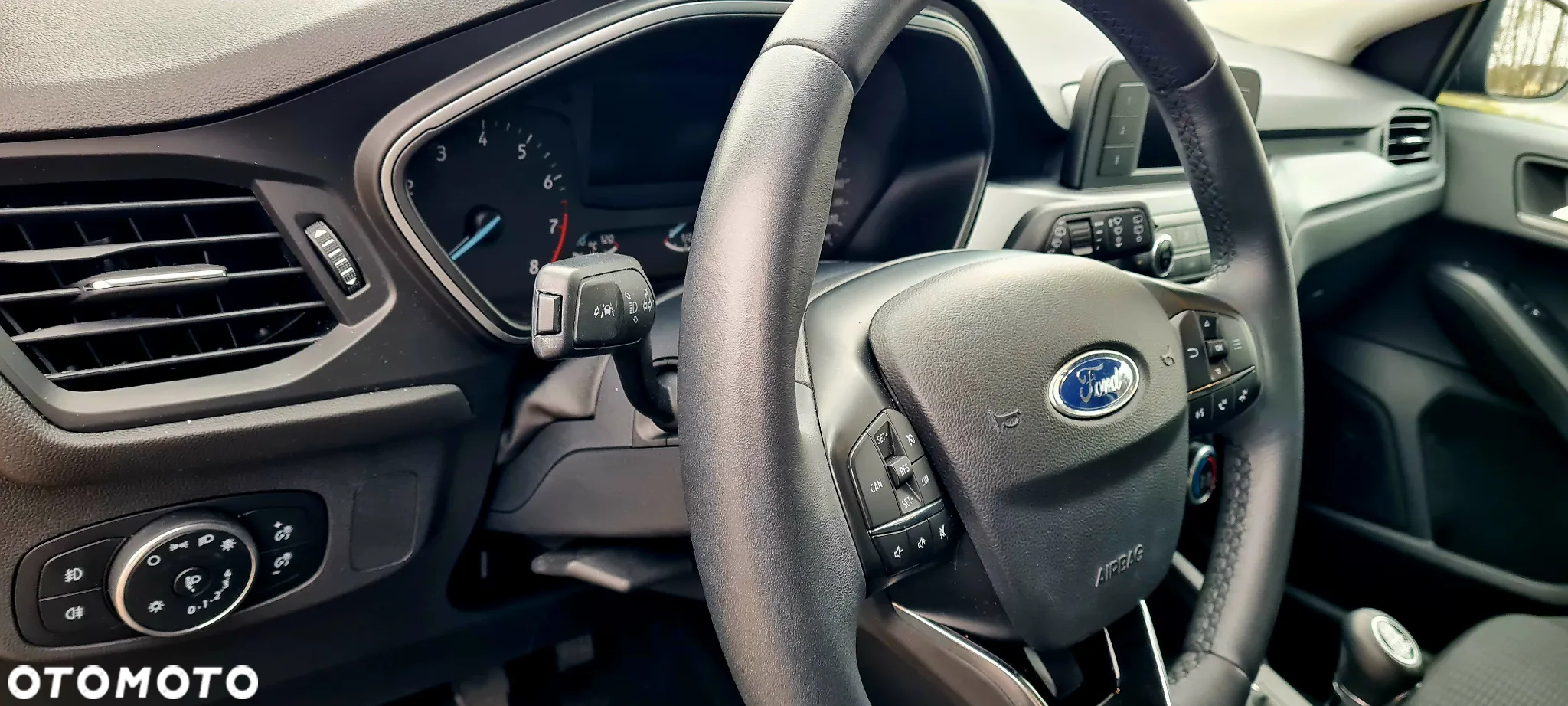 Ford Focus 1.0 EcoBoost Trend - 16