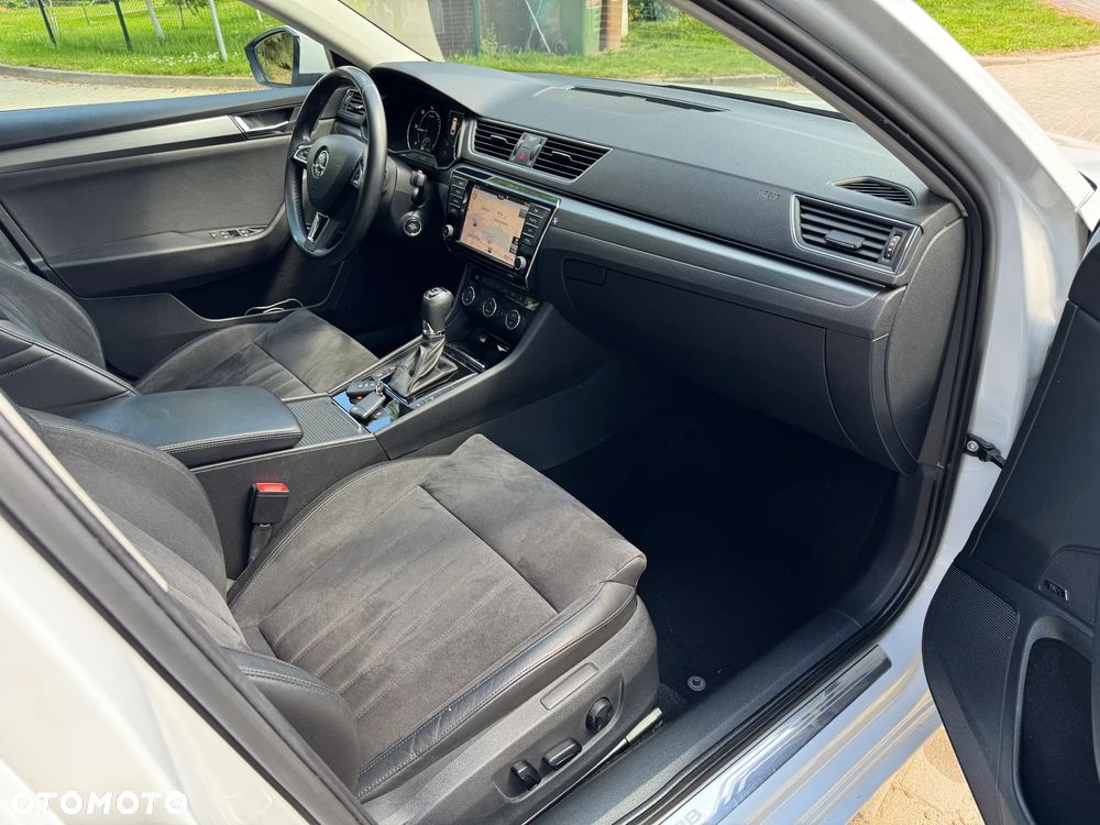 Skoda Superb 2.0 TDI 4x4 DSG Ambition - 15