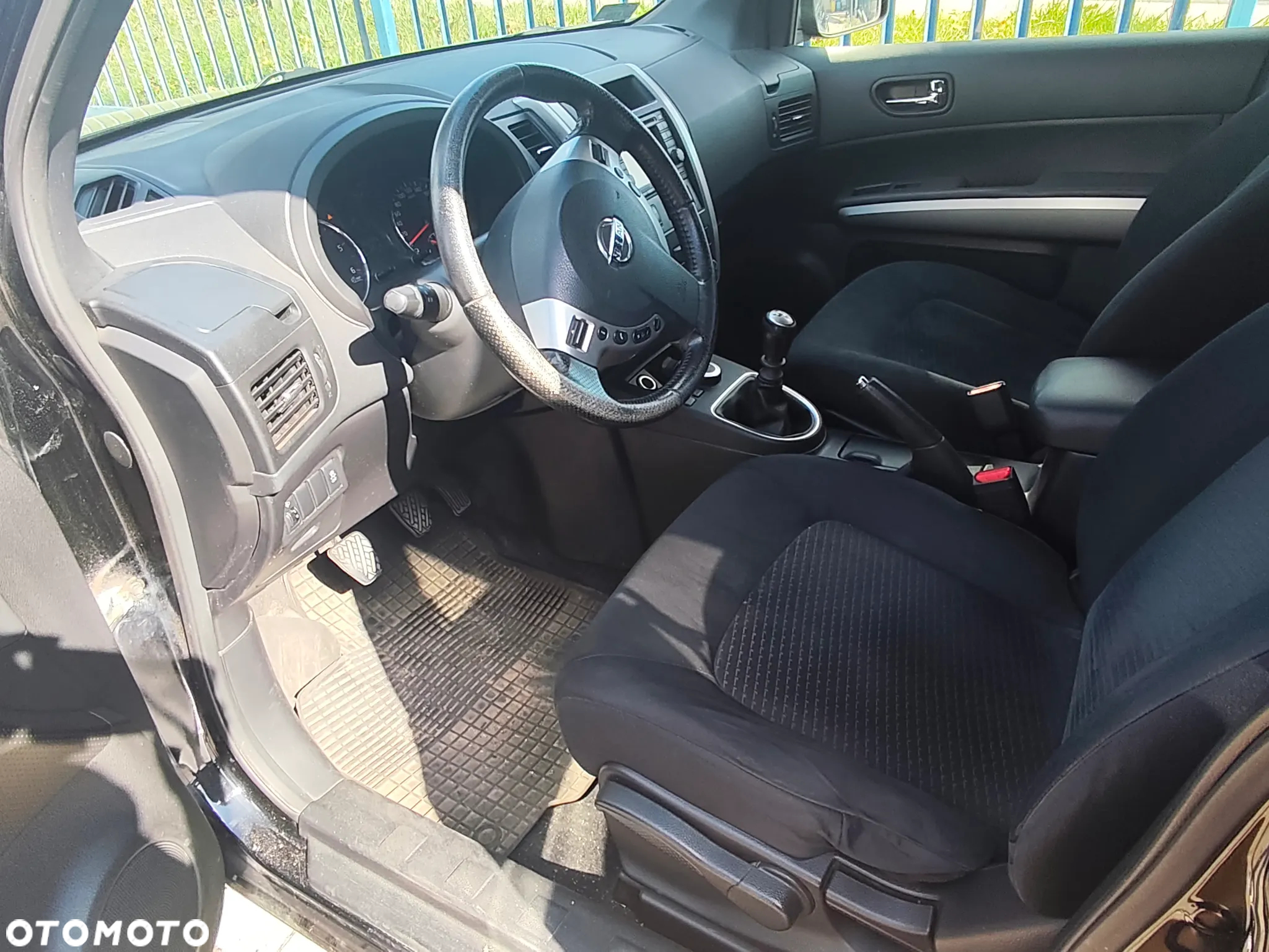 Nissan X-Trail - 15