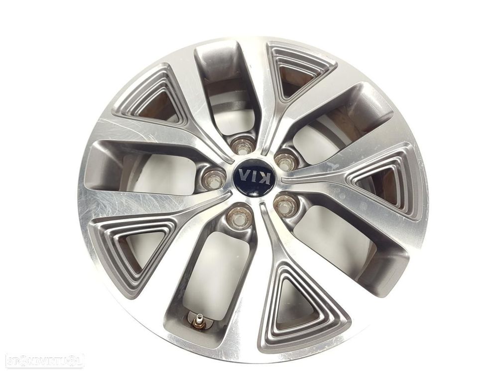 PNEU KIA SPORTAGE SL - 1