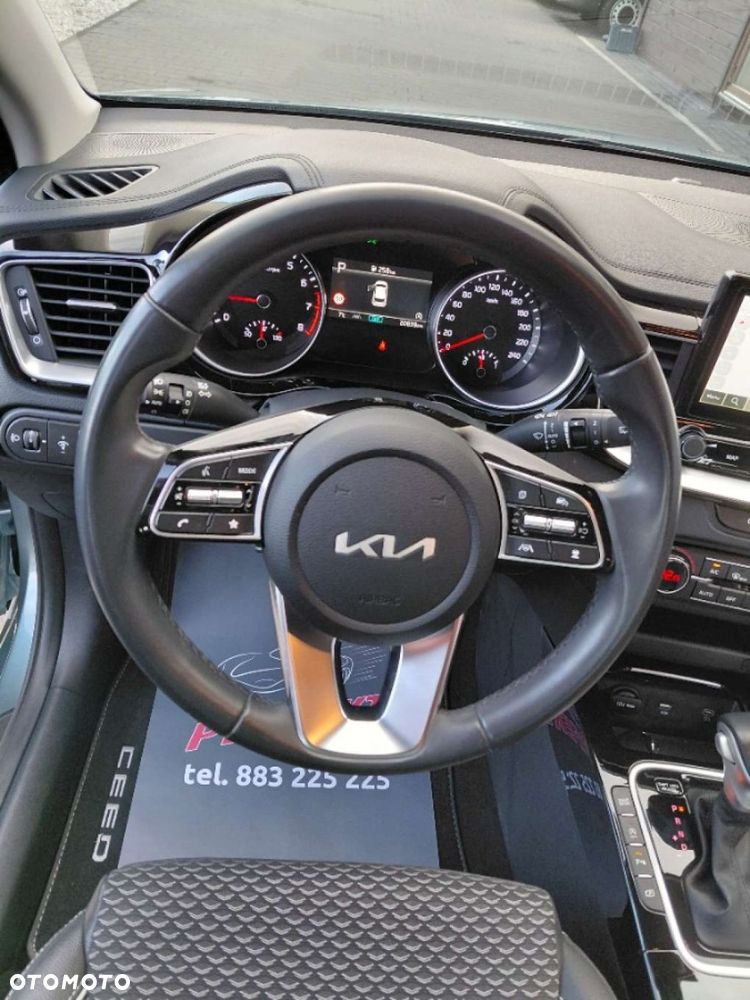 Kia Ceed - 14