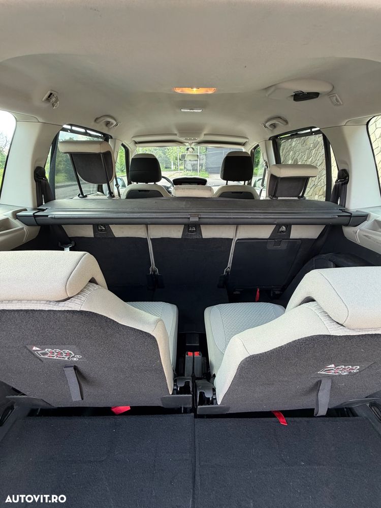 Citroën C4 Grand Picasso - 10